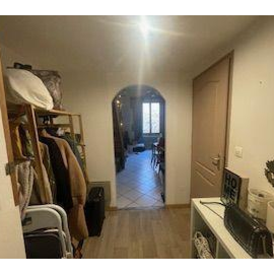  A MEZE IMMOBILIER : Appartement | MEZE (34140) | 38 m2 | 570 € 