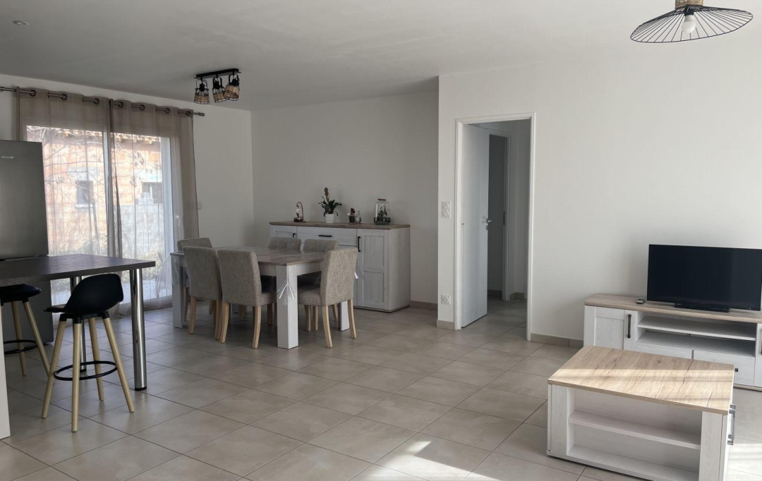 A MEZE IMMOBILIER : House | PLAISSAN (34230) | 78 m2 | 1 040 € 