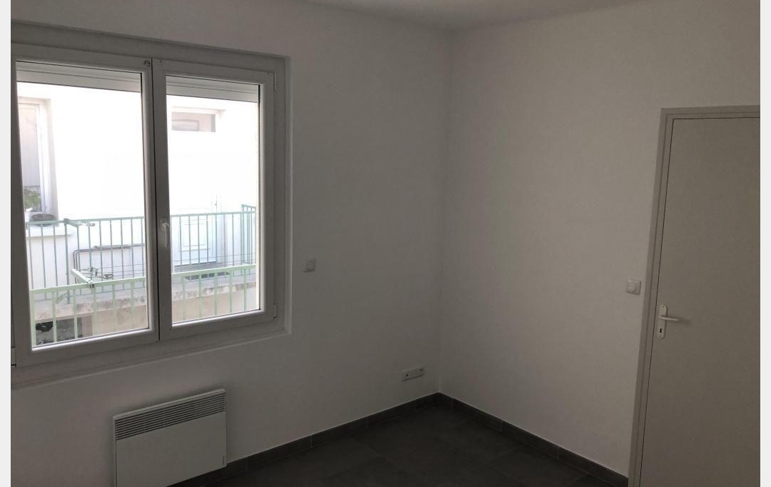 A MEZE IMMOBILIER : Other | MEZE (34140) | 53 m2 | 192 000 € 