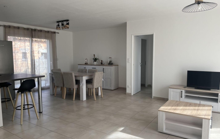  A MEZE IMMOBILIER House | PLAISSAN (34230) | 78 m2 | 1 040 € 